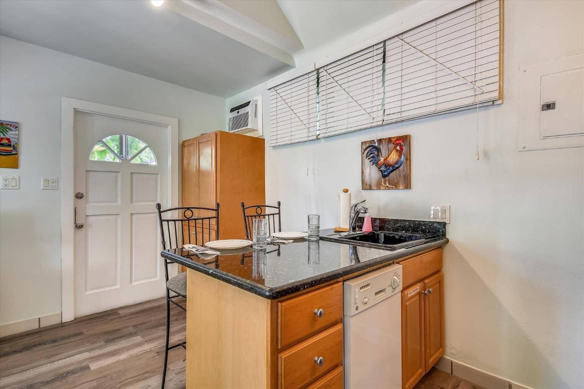 Ibis By Avantstay Close To Duval Street W Shared Pool Month Long Stays Only Key West Exterior foto